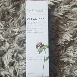 Farmacy Clean Bee